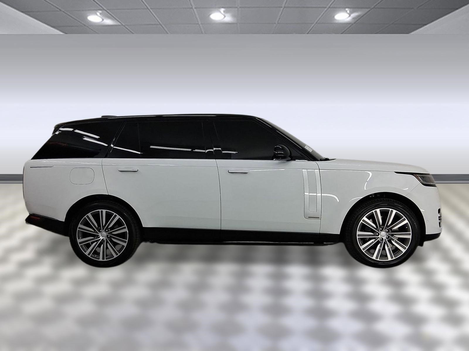 Certified 2023 Land Rover Range Rover Long Wheelbase Autobiography image 8