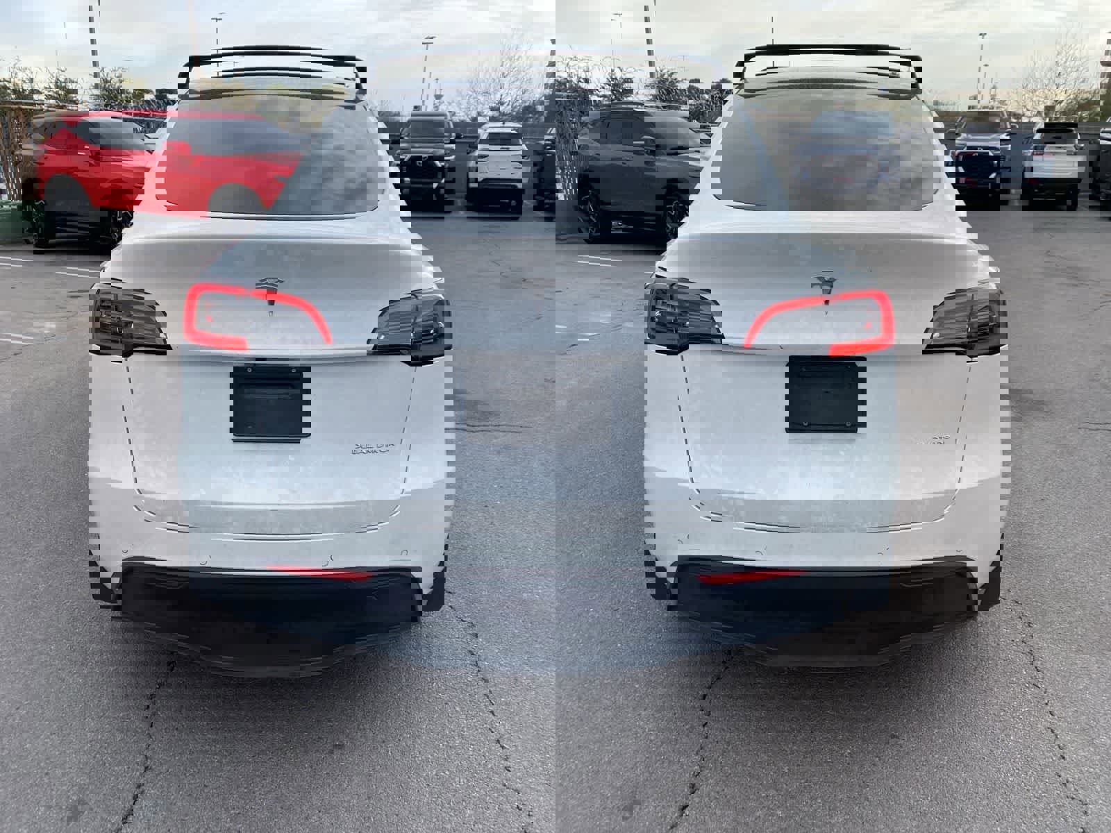 Used 2021 Tesla Model Y Long Range image 8
