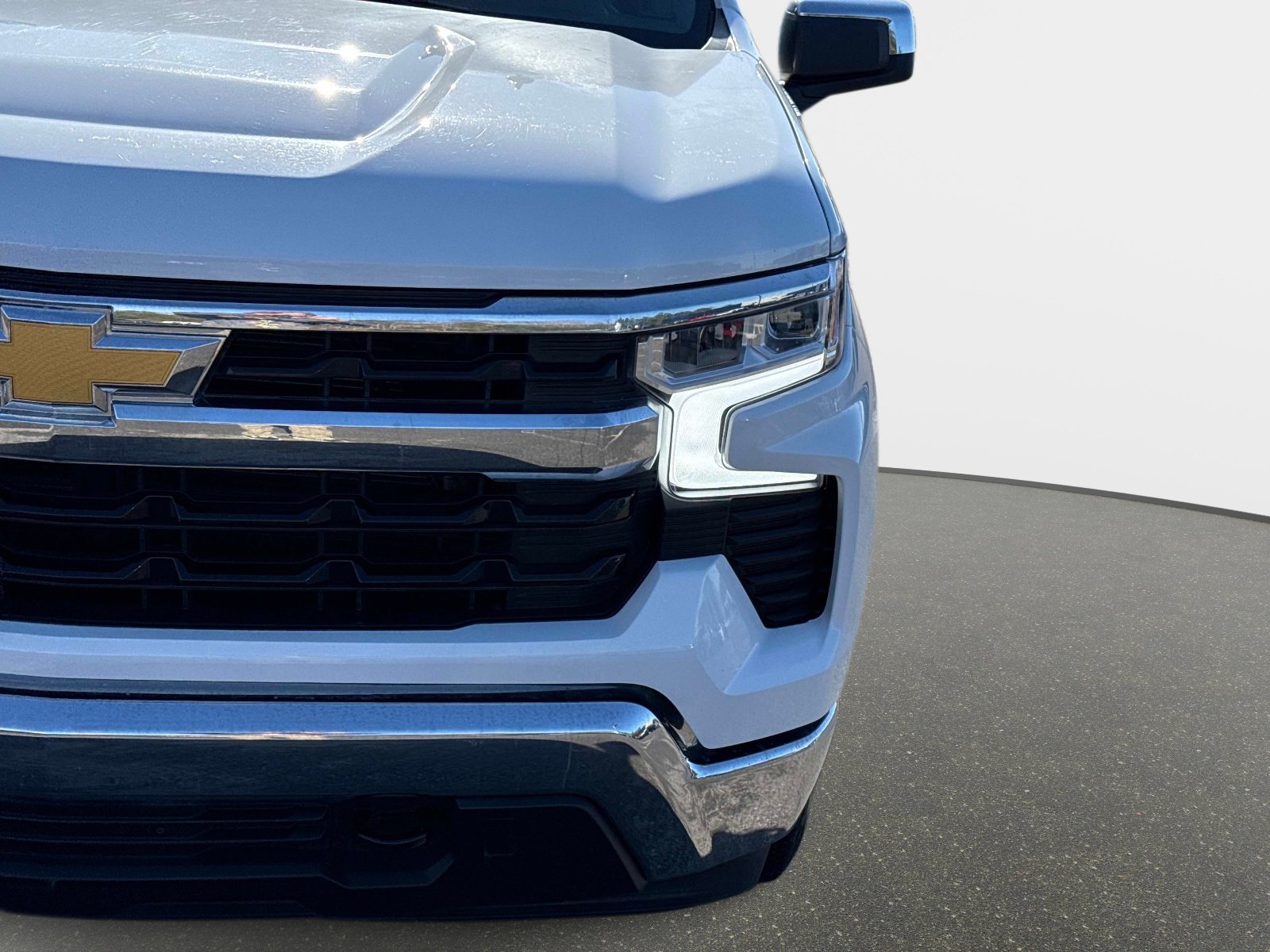 Used 2025 Chevrolet Silverado 1500 LT image 11