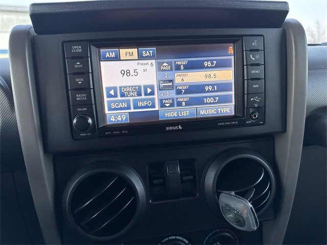 Used 2007 Jeep Wrangler Sahara w/ Dual Top Group image 30