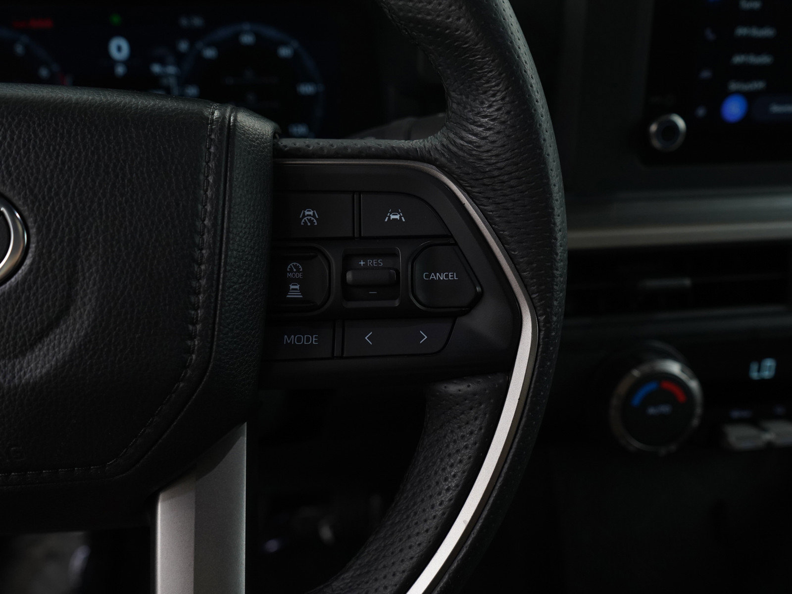 Used 2024 Toyota Tacoma TRD Off-Road image 26