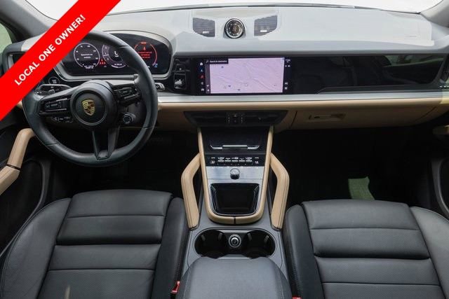Used 2024 Porsche Cayenne image 23