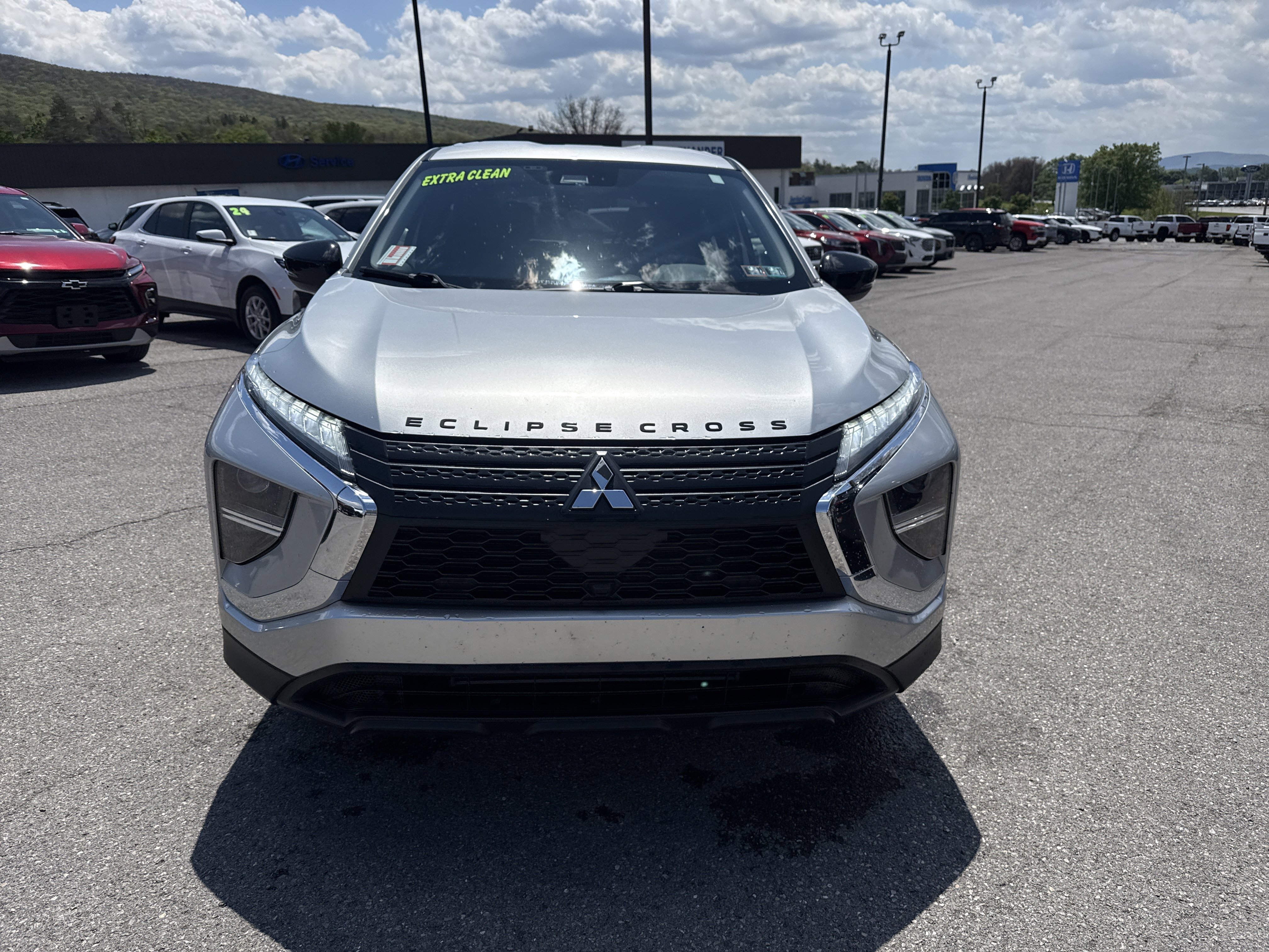 Used 2022 Mitsubishi Eclipse Cross LE AWD/4WD image 9