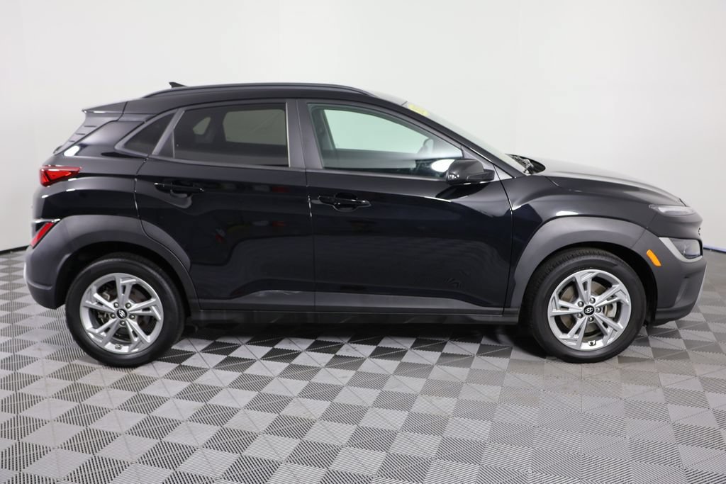 Used 2023 Hyundai Kona SEL w/ Cargo Package AWD/4WD image 9