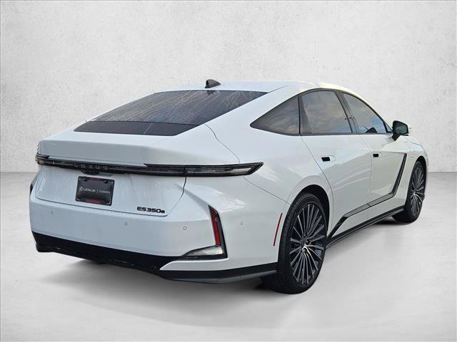 New 2026 Lexus ES 350e FWD image 2