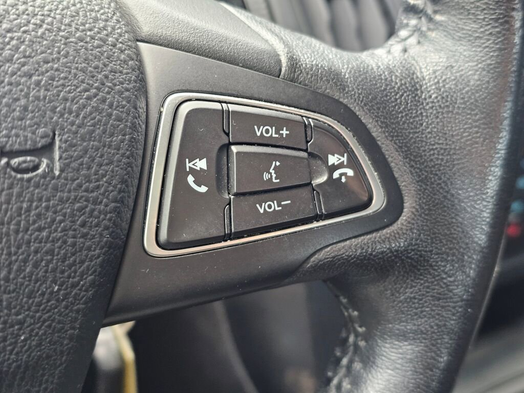 Used 2017 Ford Focus SE w/ SE Sport Package FWD image 23