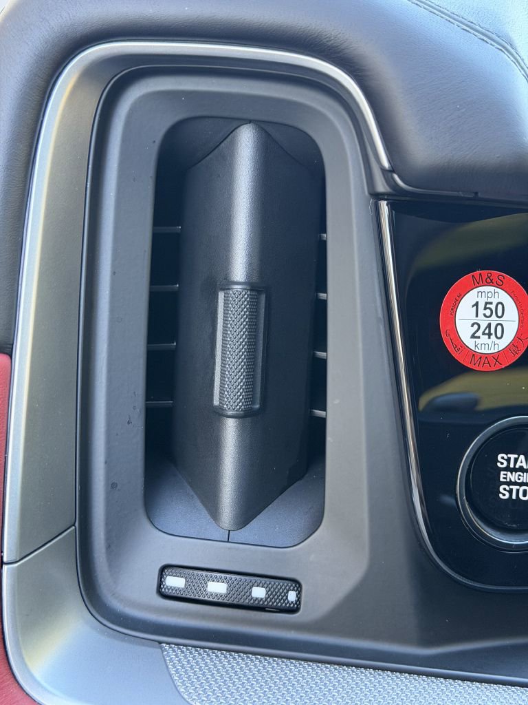 Used 2024 Porsche Cayenne Coupe image 30