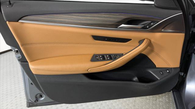 Used 2018 BMW 530e RWD image 13