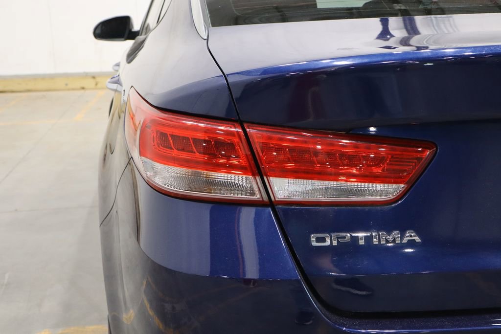 Used 2018 Kia Optima EX image 41