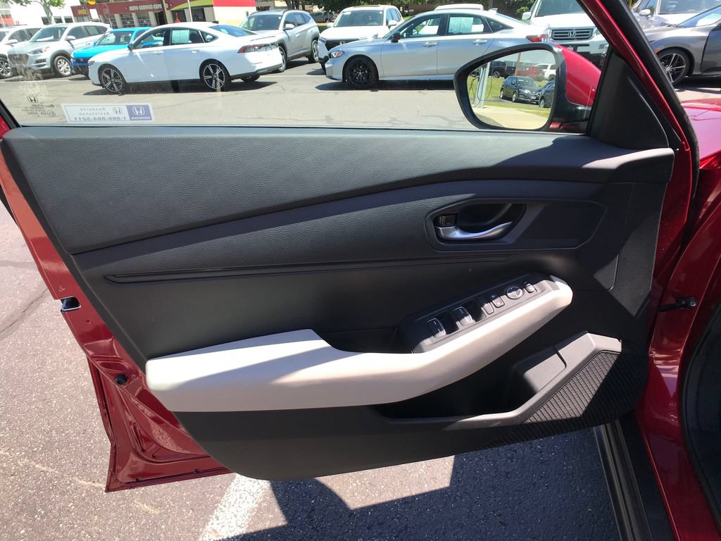 Certified 2025 Honda Accord LX image 15