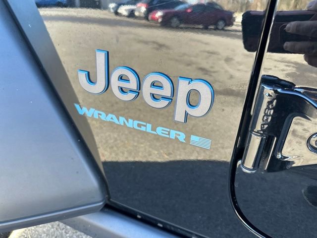 Used 2025 Jeep Wrangler Unlimited Rubicon 4xe w/ Safety Group image 17