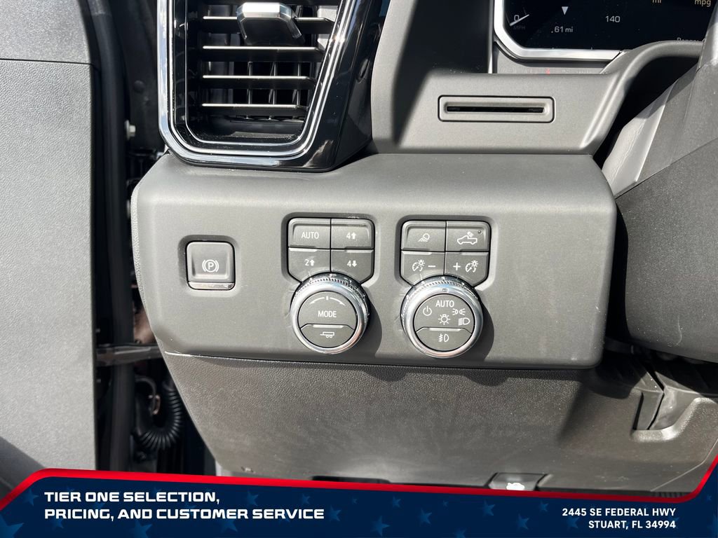 New 2026 GMC Sierra 2500 AT4 w/ AT4 Preferred Package AWD/4WD image 24