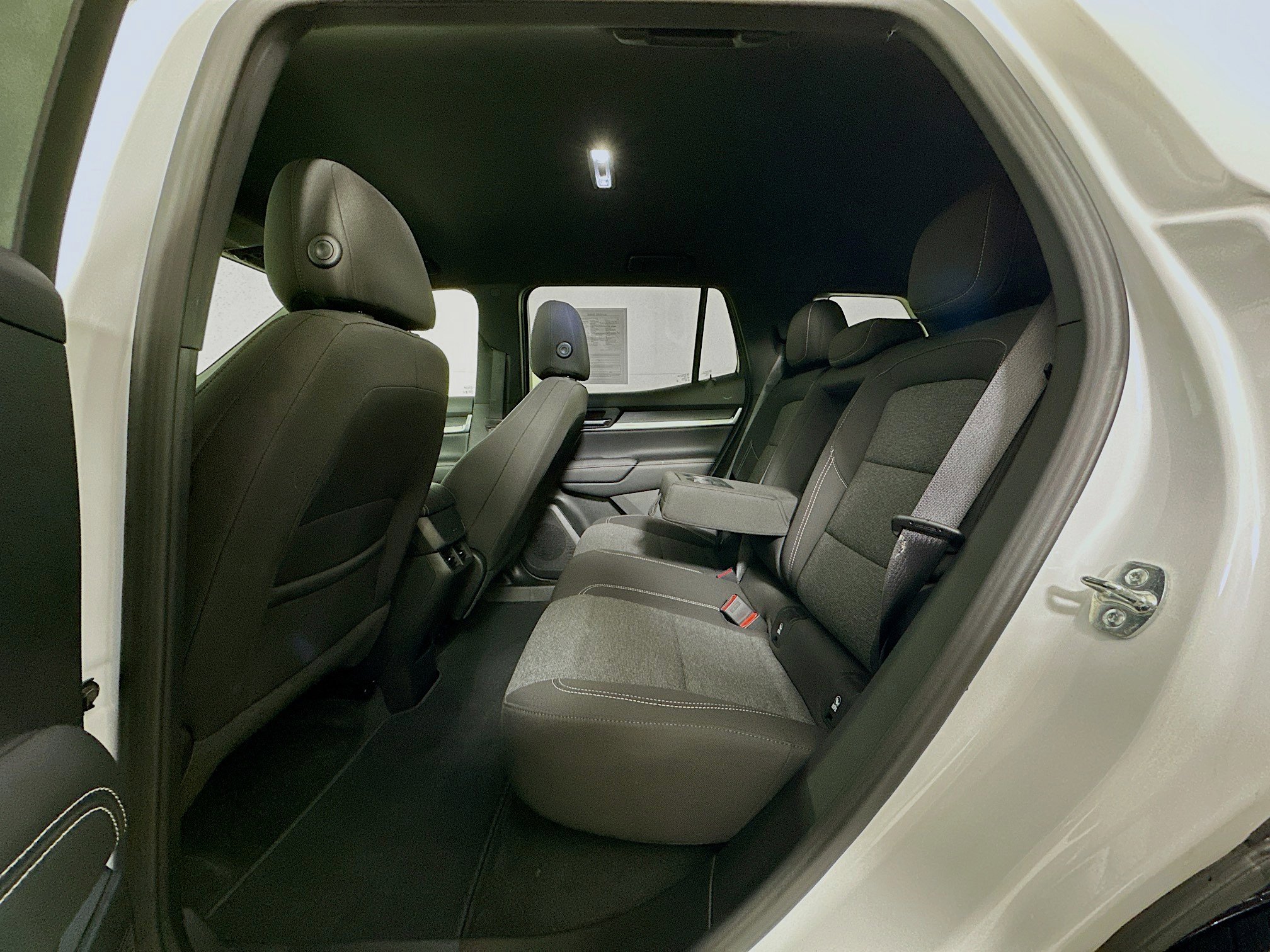 Used 2026 GMC Terrain Elevation FWD image 28