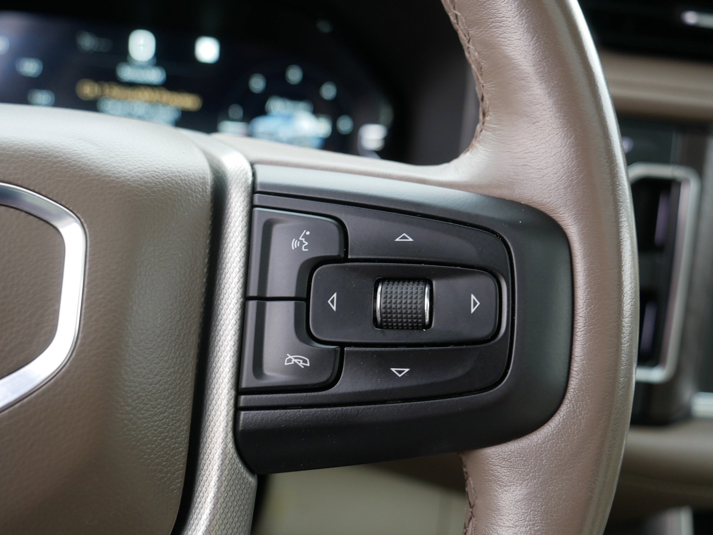 Used 2022 GMC Yukon Denali image 29