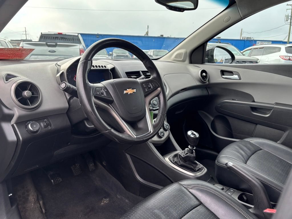 Used 2012 Chevrolet Sonic LTZ FWD image 9