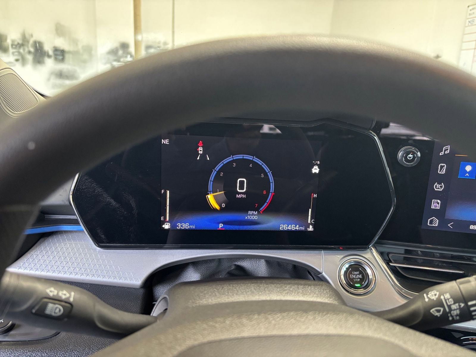 Used 2025 Chevrolet Trax LT FWD image 39