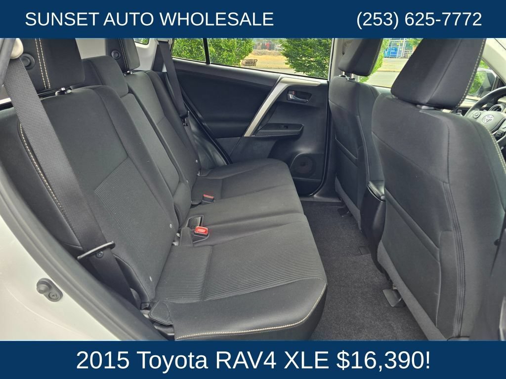 Used 2015 Toyota RAV4 XLE FWD image 22