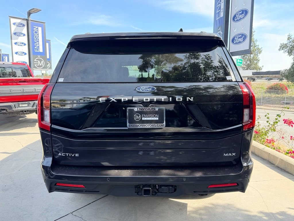 New 2026 Ford Expedition Max Active RWD image 5