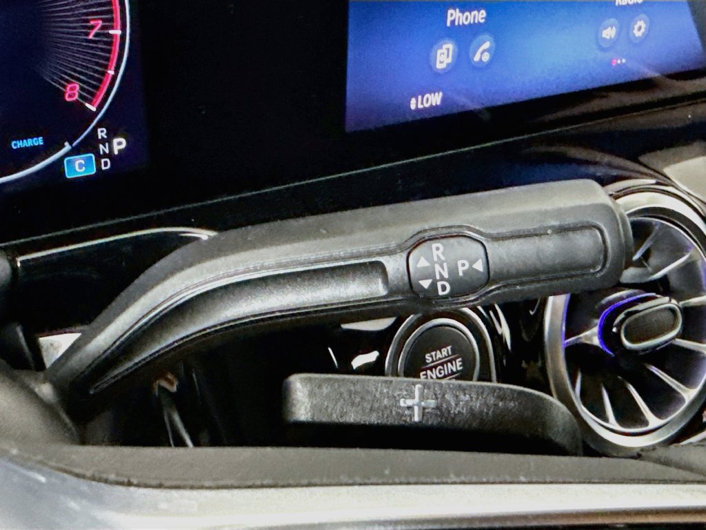 Used 2025 Mercedes-Benz GLA 250 image 16