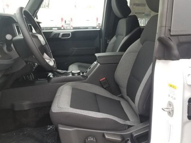 New 2025 Ford Bronco Big Bend image 16