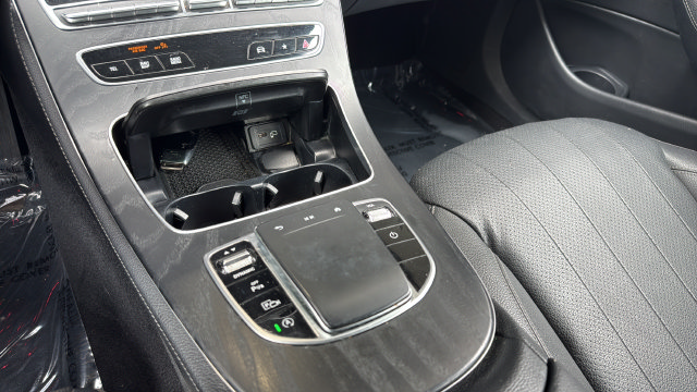 Used 2023 Mercedes-Benz E 350 Sedan image 22
