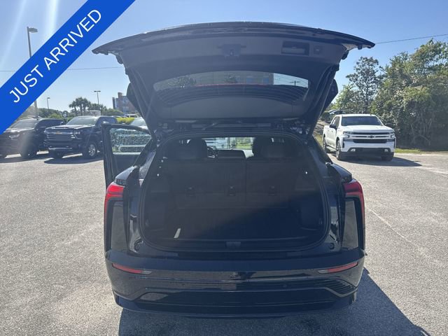 New 2026 Chevrolet Blazer EV RS w/ Super Cruise Package AWD/4WD image 24