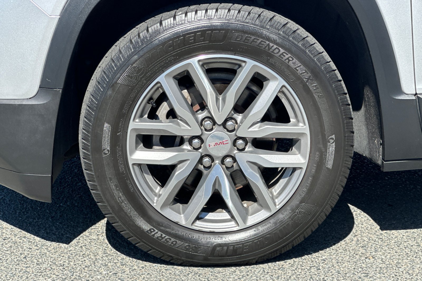 Used 2017 GMC Acadia SLE w/ Driver Alert Package I FWD image 27
