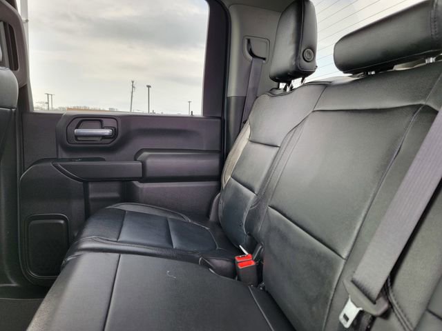 Used 2022 Chevrolet Silverado 2500 Custom w/ Custom Value Package image 15