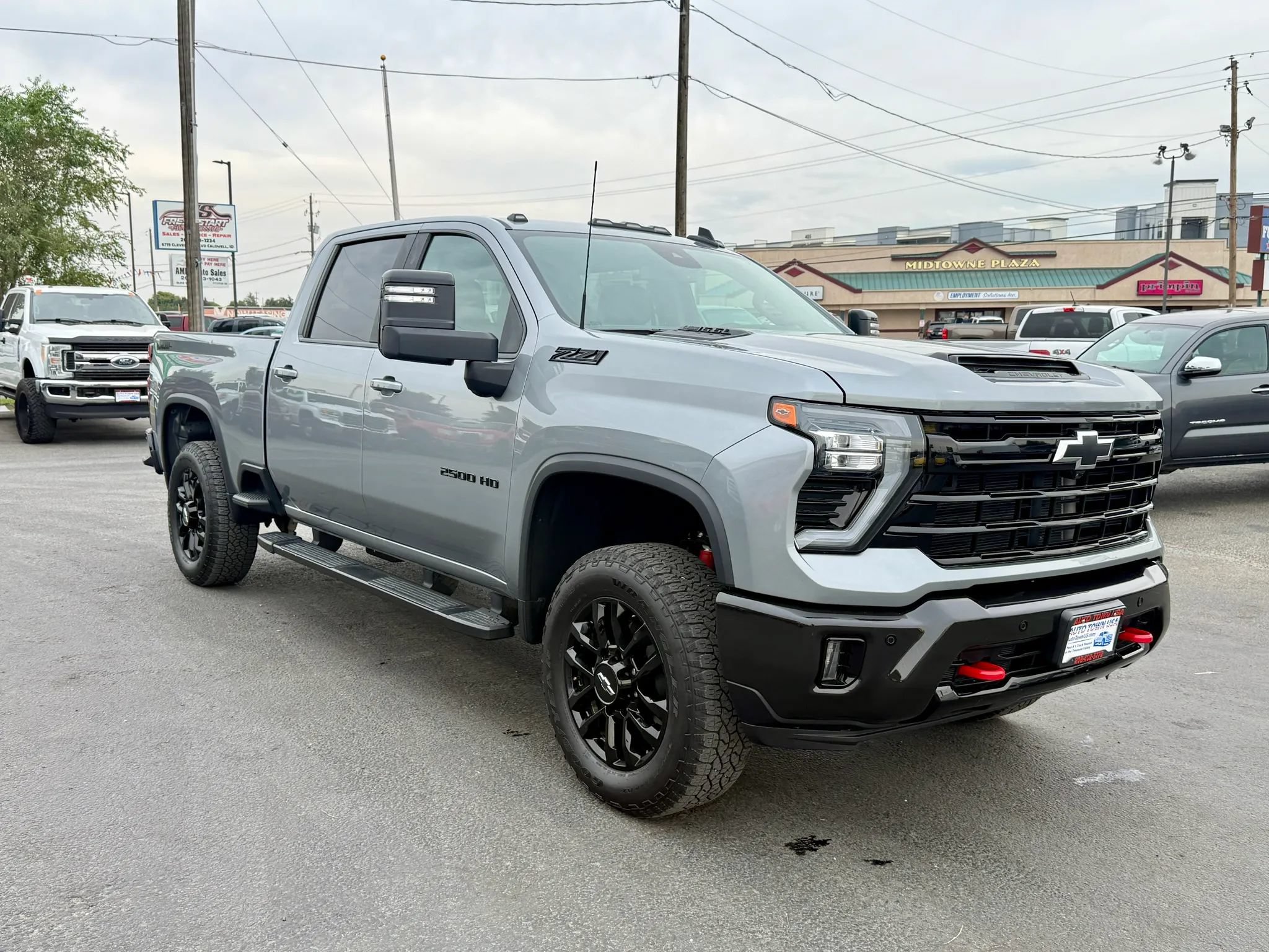 Used 2025 Chevrolet Silverado 2500 LT w/ Trail Boss Package AWD/4WD image 7