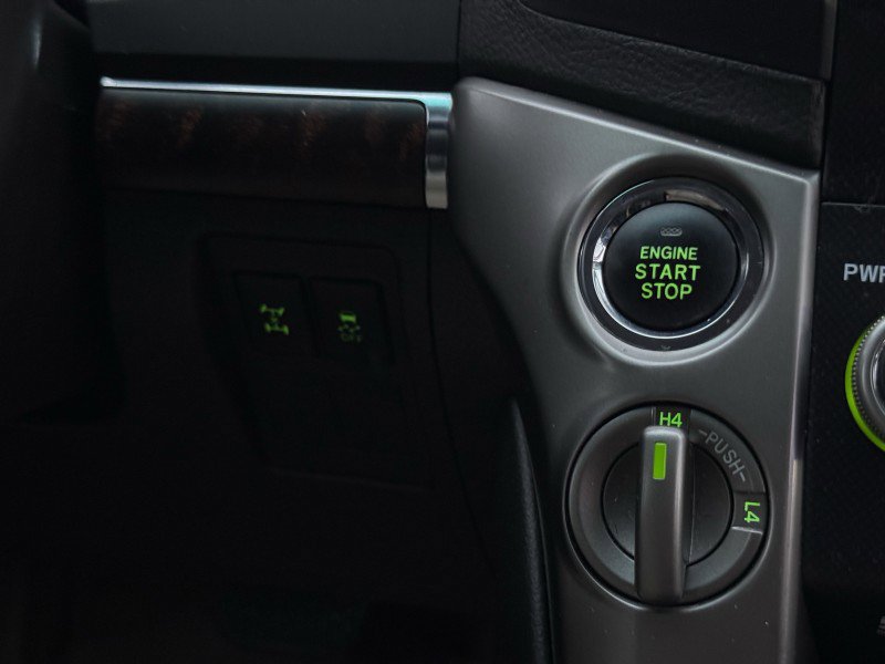 Used 2011 Toyota Land Cruiser 4WD image 31