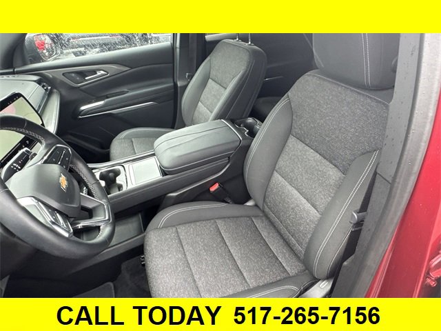 Used 2024 Chevrolet Traverse LT image 20