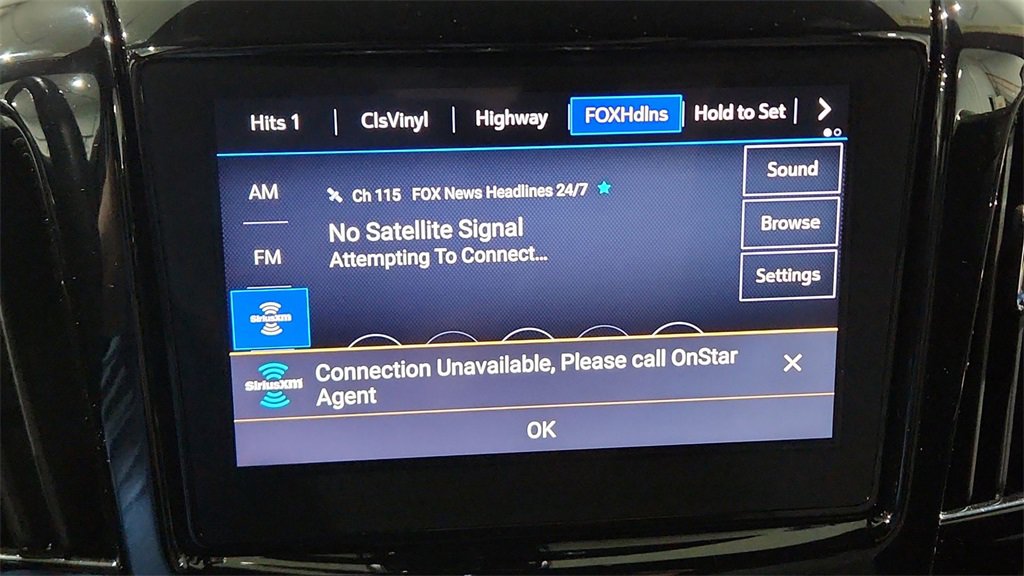 Used 2023 Chevrolet Traverse LT image 20