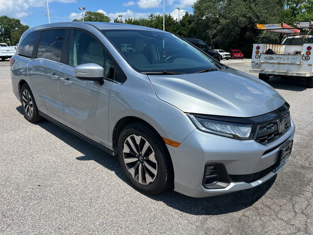 Used 2025 Honda Odyssey EX-L image 3