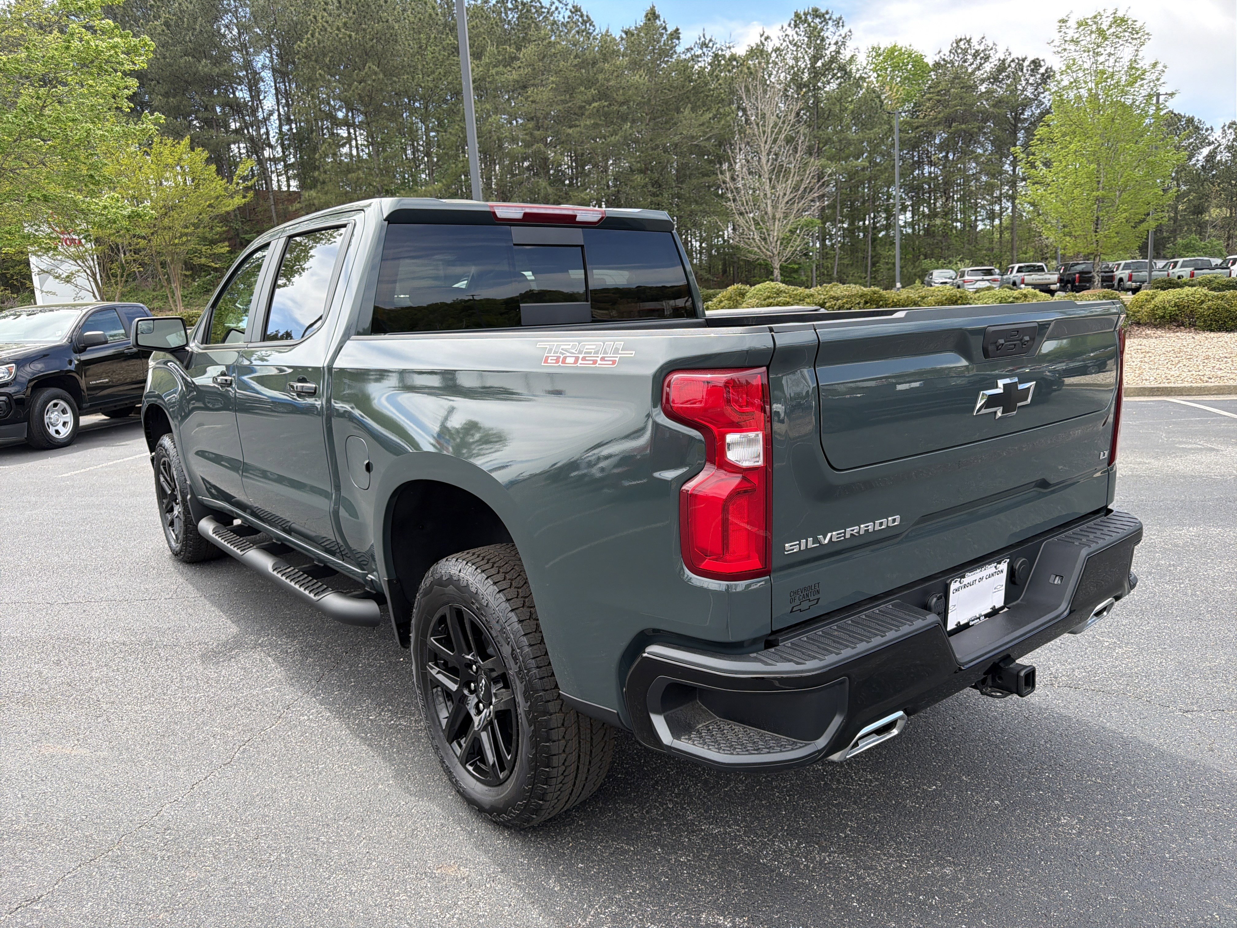 Used 2026 Chevrolet Silverado 1500 LT Trail Boss w/ Convenience Package II image 7