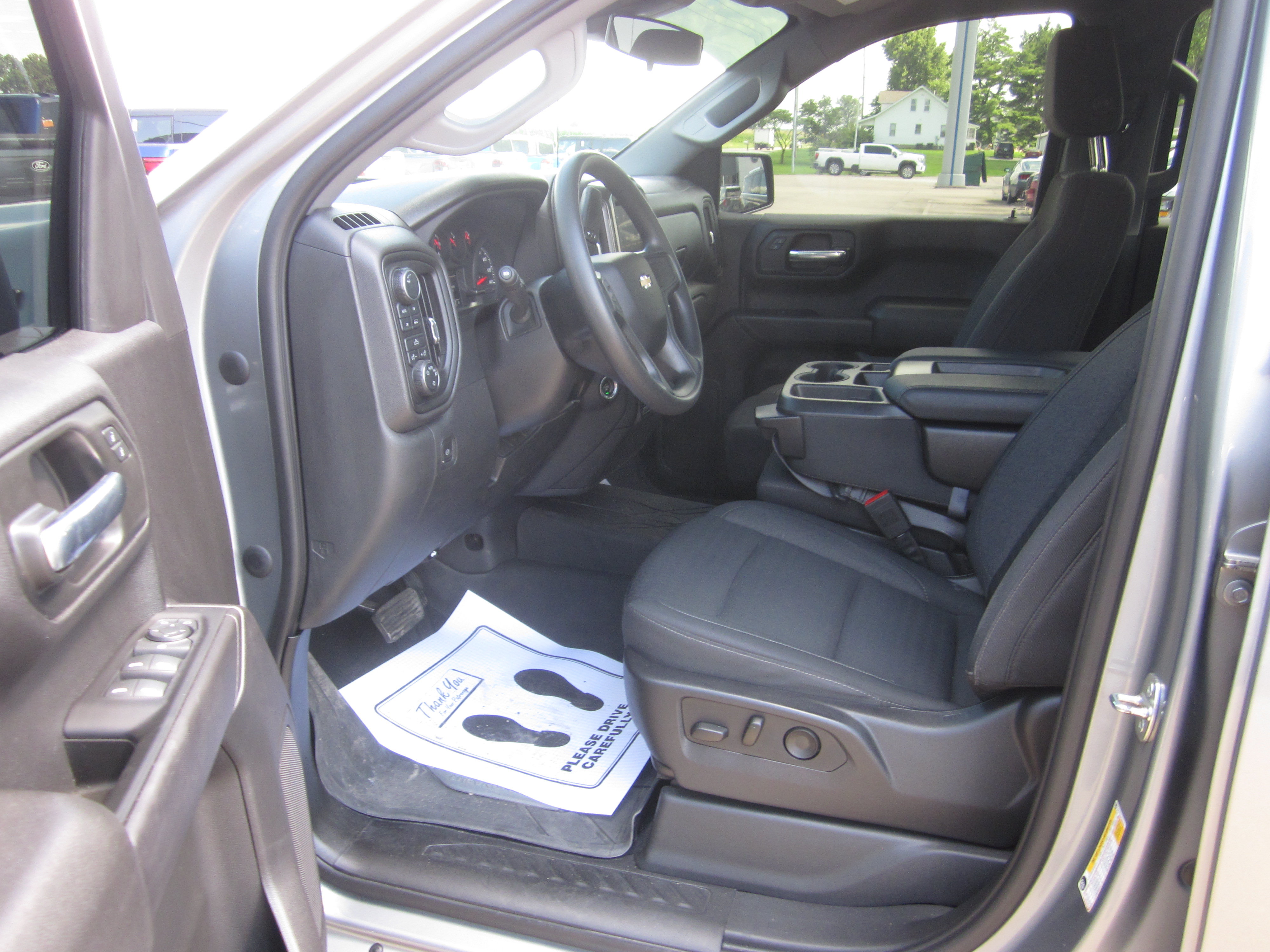 Used 2023 Chevrolet Silverado 1500 Custom w/ LPO, Dark Essentials Package AWD/4WD image 10