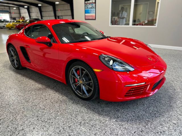 Used 2024 Porsche 718 Cayman S w/ Premium Package image 12
