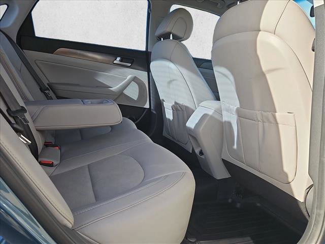 Used 2017 Hyundai Sonata Sport w/ Value Edition Package 02 image 20