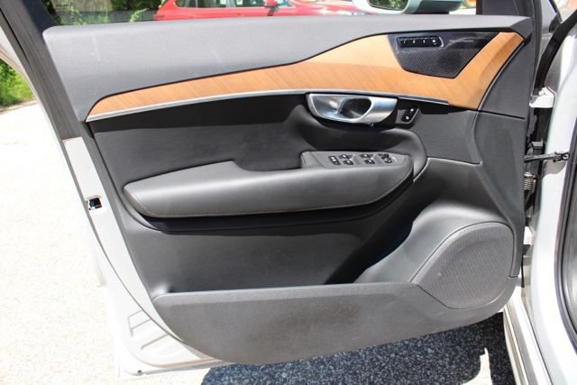 Certified 2023 Volvo XC90 B6 Plus w/ Protection Package Premier AWD/4WD image 25