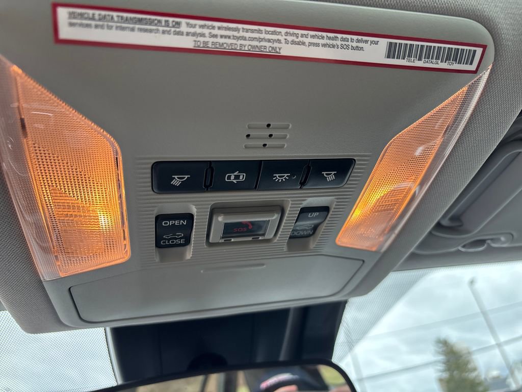 Used 2020 Toyota RAV4 XLE w/ Convenience Package image 35