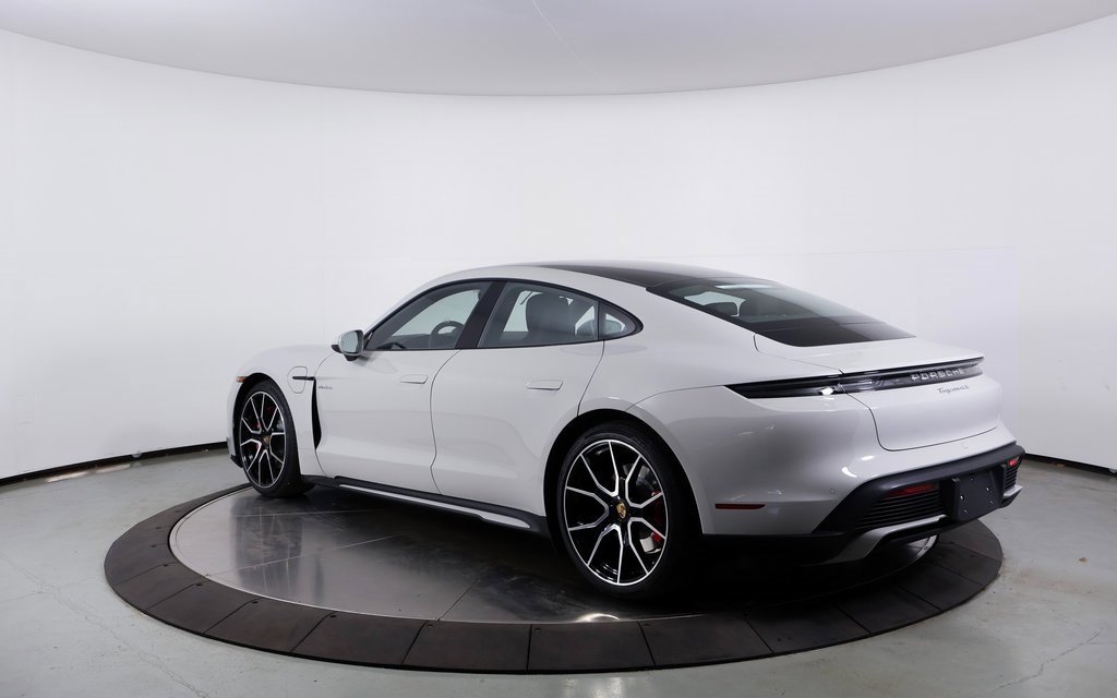 New 2025 Porsche Taycan 4S image 3