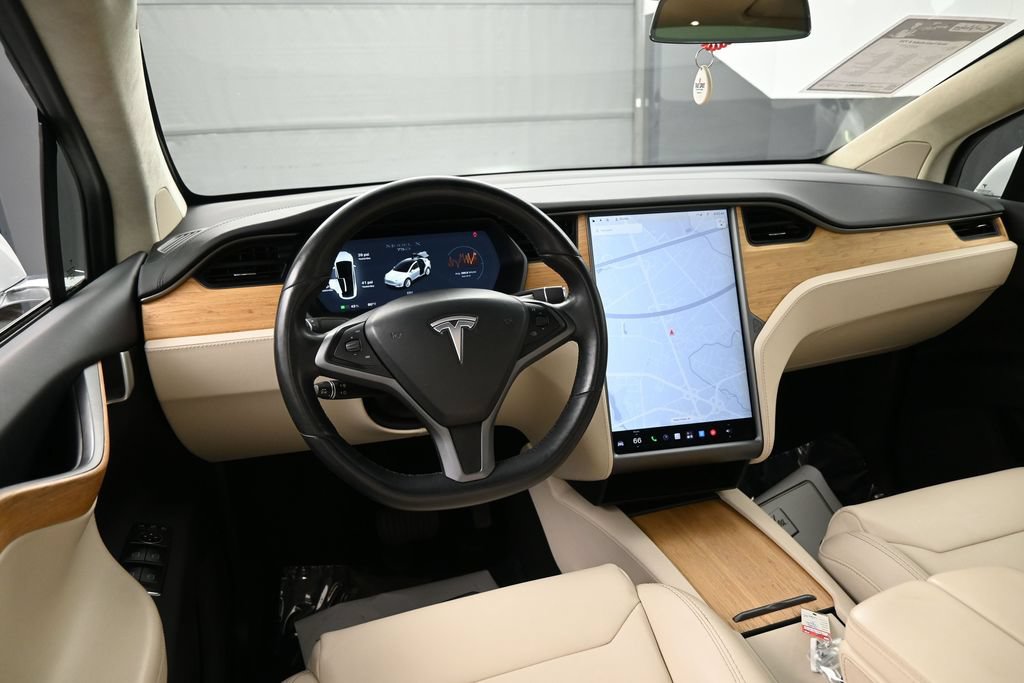Used 2018 Tesla Model X 75D AWD/4WD image 27