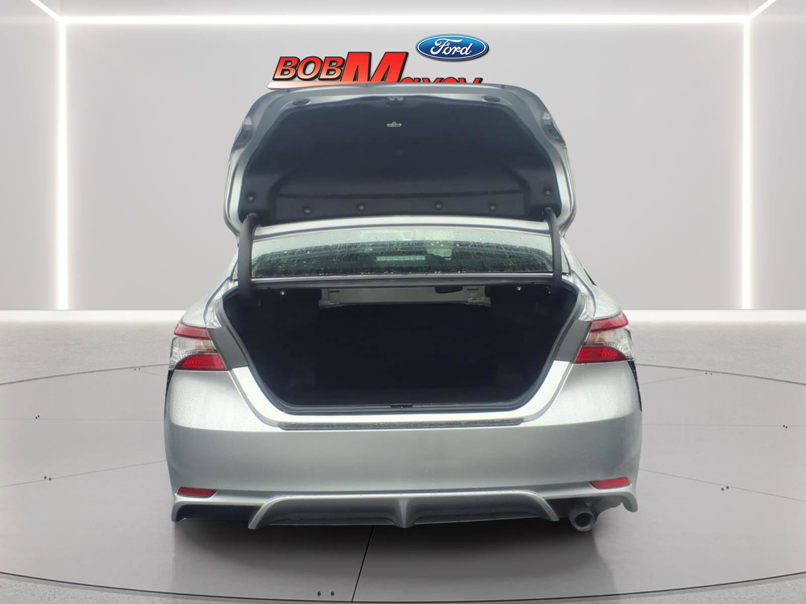 Used 2023 Toyota Camry SE image 7