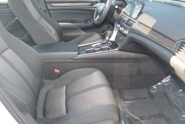 Used 2018 Honda Accord EX image 25