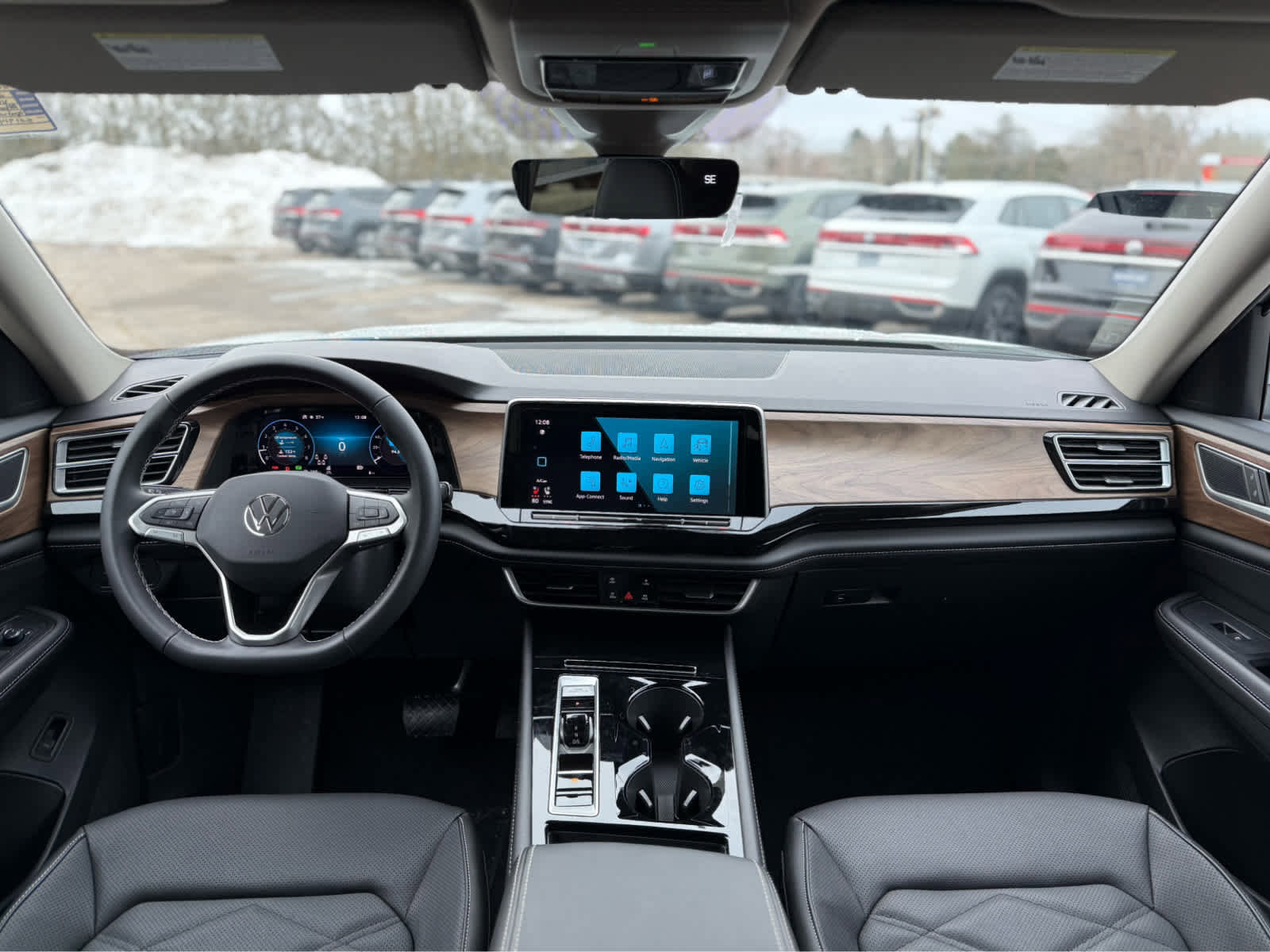 New 2026 Volkswagen Atlas SE image 18