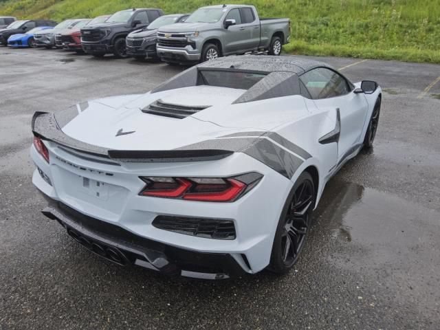 Used 2024 Chevrolet Corvette Z06 w/ Stealth Interior Trim Package RWD image 9