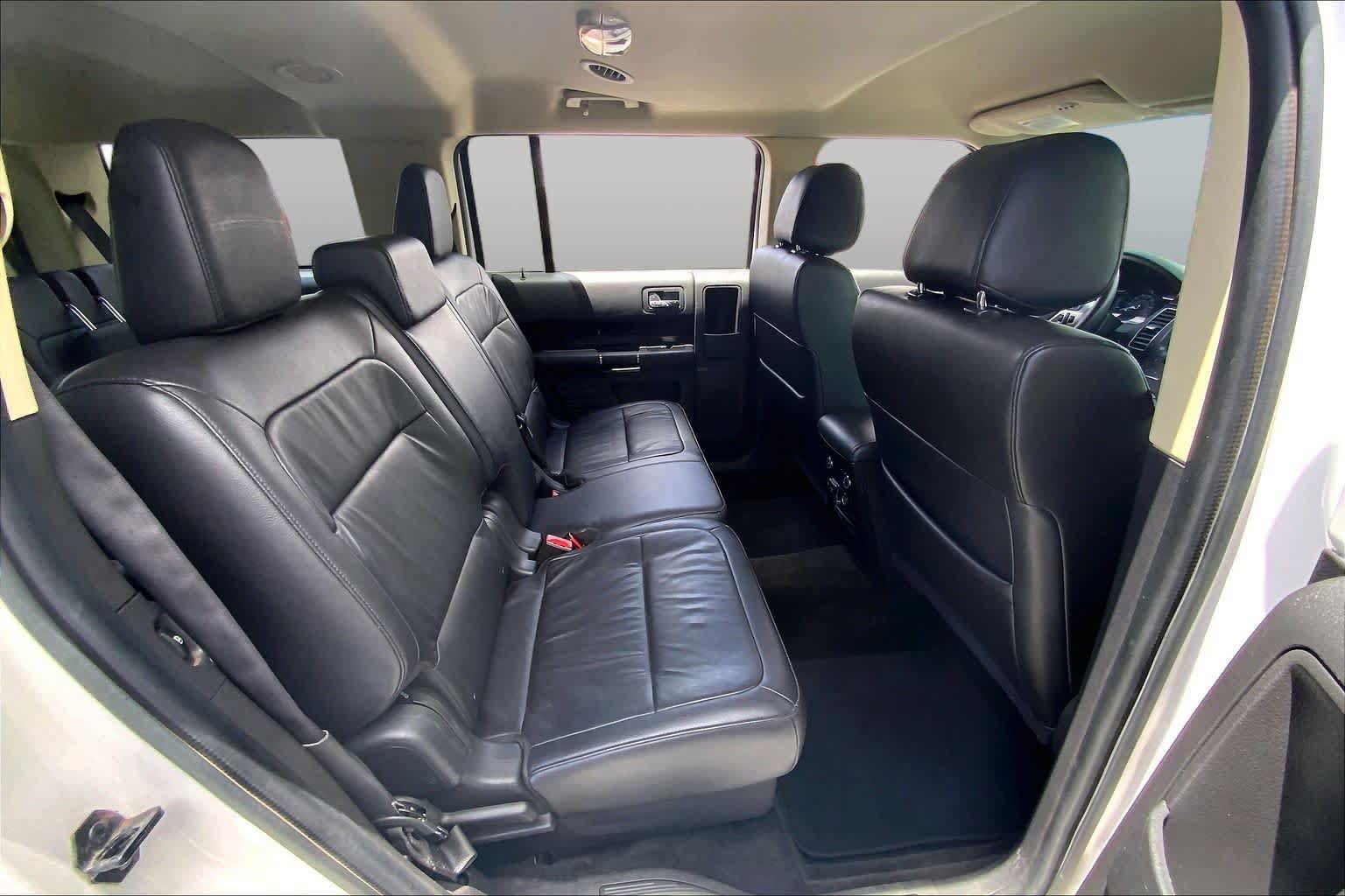 Used 2018 Ford Flex SEL w/ Equipment Group 202A FWD image 20