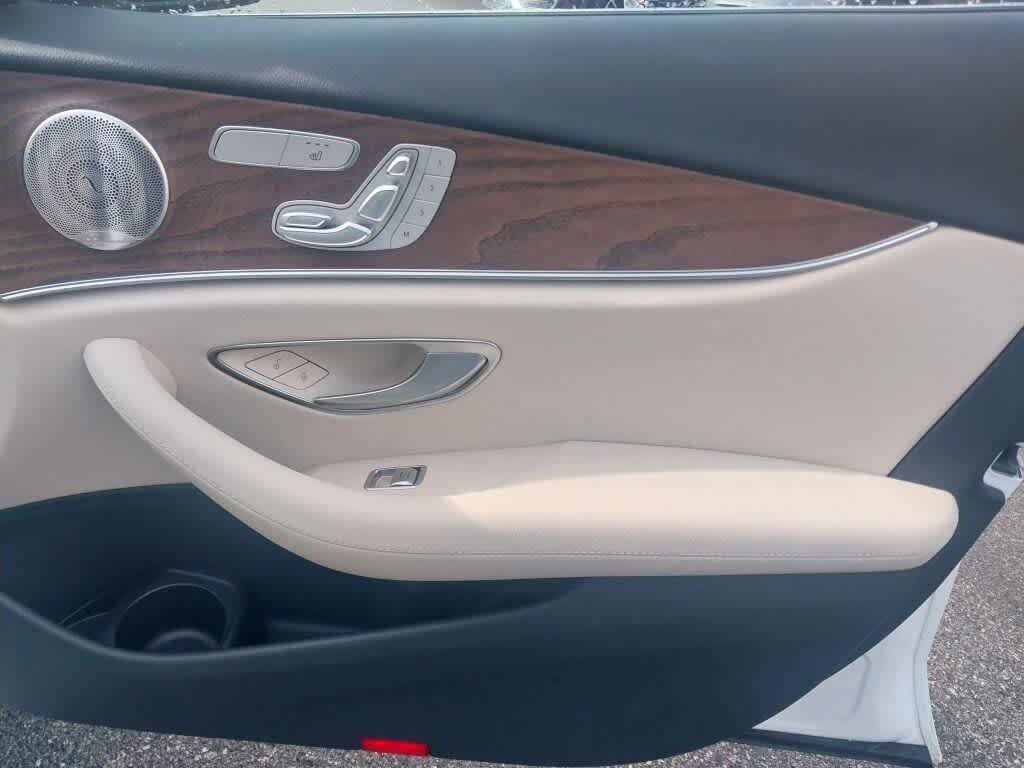 Used 2023 Mercedes-Benz E 350 4MATIC Sedan image 27