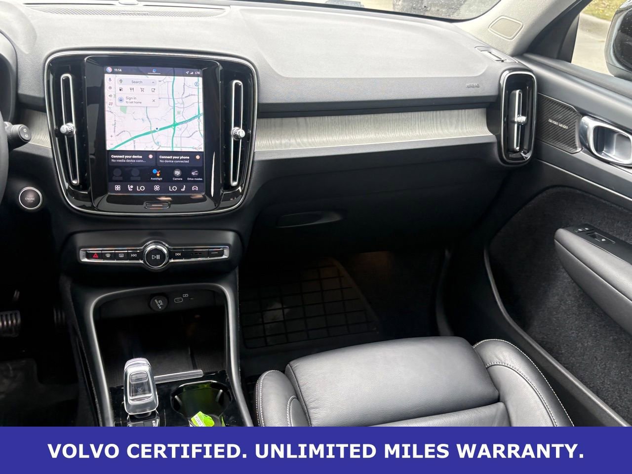 Certified 2023 Volvo XC40 B5 Plus w/ Driver Assist Package image 16
