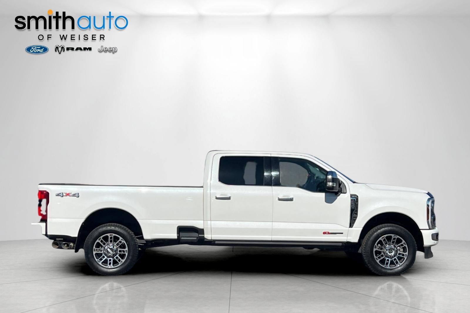 Used 2024 Ford F350 Limited AWD/4WD image 3
