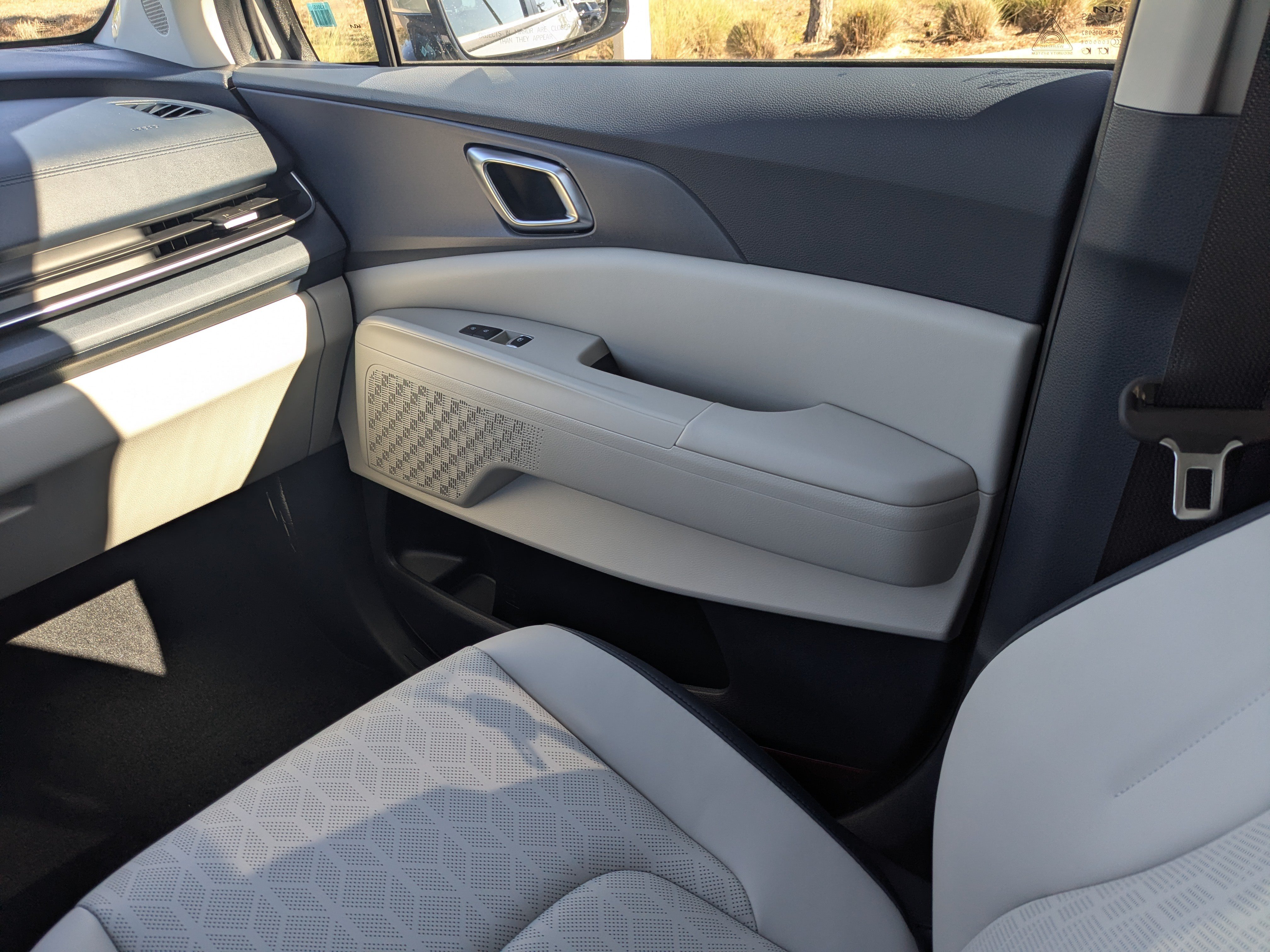 New 2026 Kia Carnival EX FWD image 29